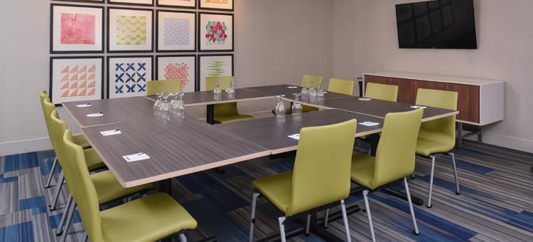 智选假日套房酒店史蒂文斯波因特(Holiday Inn Express & Suites Stevens Point)图片