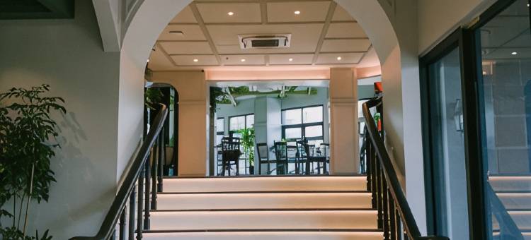 利凯斯酒店(Legacy Hill Hotel)图片