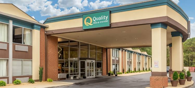 埃佩克斯-霍利斯普林斯凯艺套房酒店(Quality Inn & Suites Apex-Holly Springs)图片