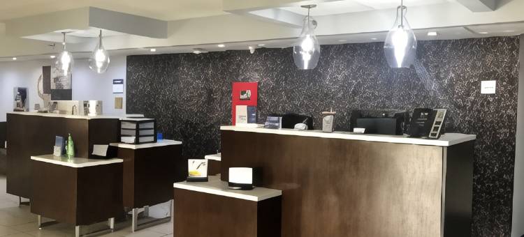 琼斯伯勒贝斯特韦斯特优质套房酒店(Best Western Plus Jonesboro Inn  Suites)图片