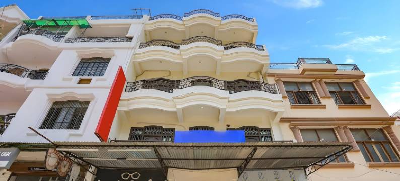 Fabhotel皇家住宿酒店(Super Collection O Rajapur Circuit House)图片