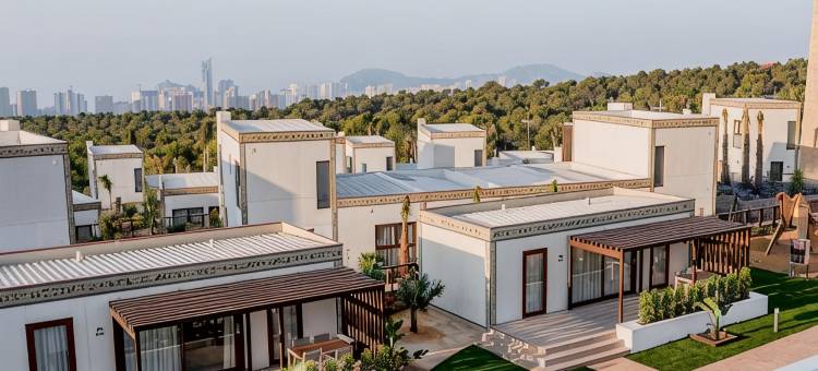 科斯塔布兰卡大卢克索别墅酒店(Four Points by Sheraton Costa Blanca Villas)图片