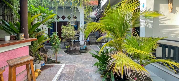 711 吉利特拉旺安米特拉红门酒店(711 Gili Trawangan Mitra RedDoorz)图片
