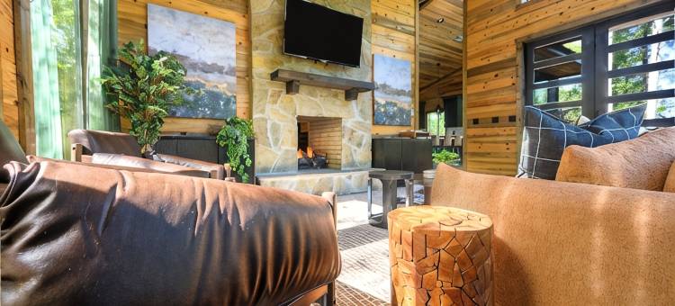 奢华SPA小屋: 桑拿/热水浴池/冷水浸泡池, 电动车充电(Luxe Spa Cabin: Sauna/Hot Tub/Cold Plunge, EV)图片