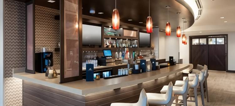 万豪克利尔沃特海滩SpringHill套房酒店(SpringHill Suites Clearwater Beach)图片