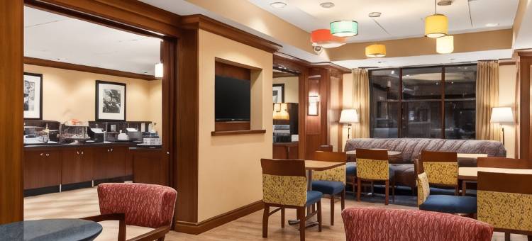 希尔顿欢朋酒店-沃伦顿(Hampton Inn Warrenton)图片