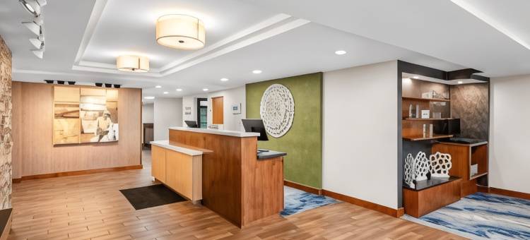 波士顿沃本/伯灵顿万枫酒店(Fairfield Inn Boston Woburn/Burlington)图片