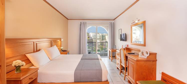 吉利乌海港酒店(Gillieru Harbour Hotel)图片