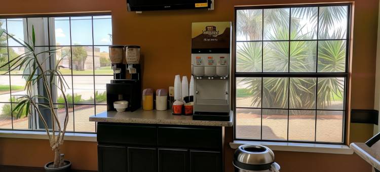 布朗斯维尔美洲最佳价值酒店(Americas Best Value Inn Brownsville/Padre Island Highway)图片