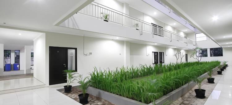 布吉萨里迪帕拉贡旅馆(Dparagon Bukit Sari)图片