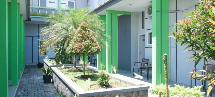 红门伊斯兰酒店靠近普罗博林戈市政厅2号(RedDoorz Syariah Near Balai Kota Probolinggo 2)图片