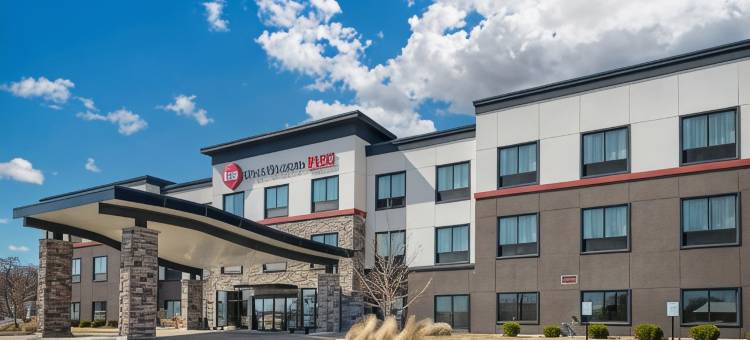 拉克雷森特中央贝斯特韦斯特优质酒店(Best Western Plus at la Crescent Event Center)图片
