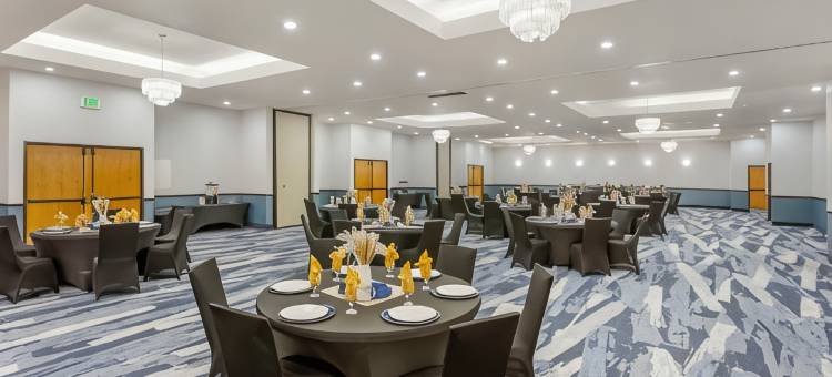 奥格登会议中心舒适套房酒店(Comfort Suites Ogden Conference Center)图片