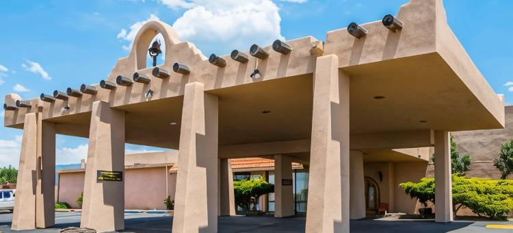 陶斯品质酒店(Quality Inn)图片