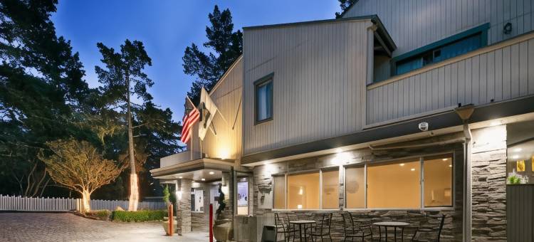 太平洋丛林镇贝斯特韦斯特套房酒店(Best Western the Inn  Suites Pacific Grove)图片