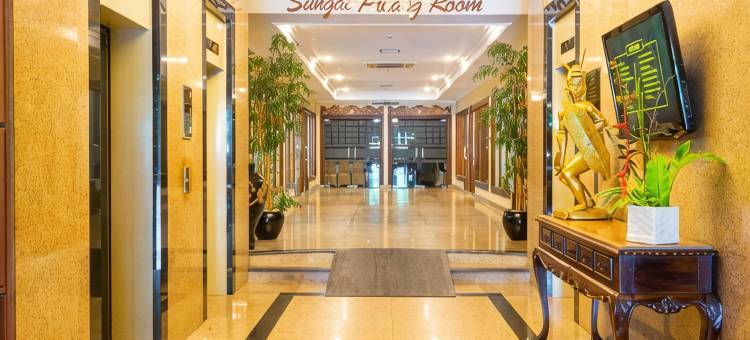 布米森伊尔酒店(Bumi Senyiur Hotel)图片
