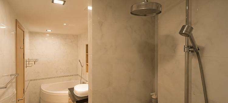 卡塔海滩步行10分钟家庭友好型公寓(Family Friendly Apartment at Kata Beach 10 min walk)图片