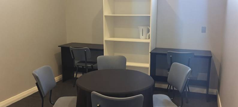 游行酒店(The Parade Hotel)图片