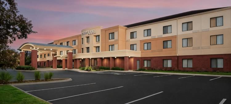 阿尔科诺克斯维尔机场万怡酒店(Courtyard Knoxville Airport Alcoa)图片