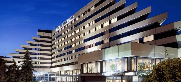 布拉格城堡金字塔OREA酒店(Orea Hotel Pyramida Praha)图片