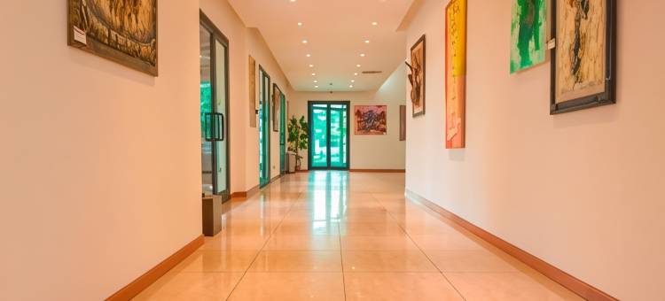 皇家嘉年华酒店(Fiesta Royale Hotel)图片