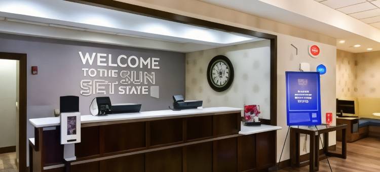 希尔顿欢朋酒店-图森机场(Hampton Inn Tucson-Airport)图片