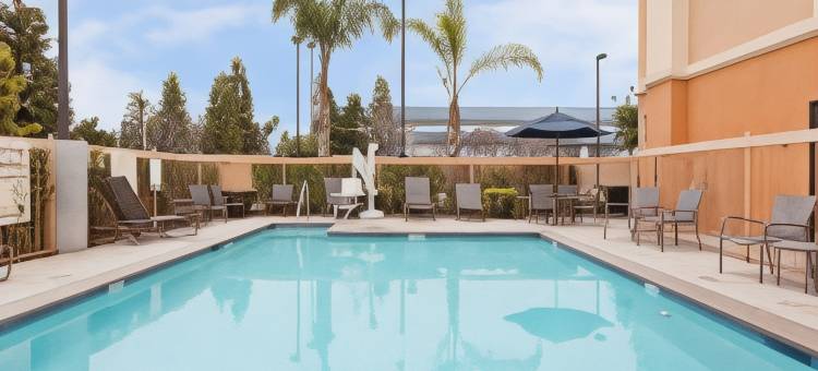 克洛维斯机场北欢朋套房酒店(Hampton Inn & Suites Clovis-Airport North)图片