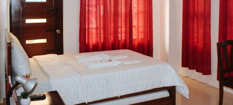 RedDoorz @ LS Suites Poblacion Culasi Antique图片