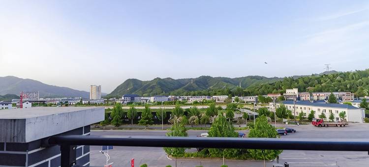 骏怡连锁酒店(栾川老君山店)图片