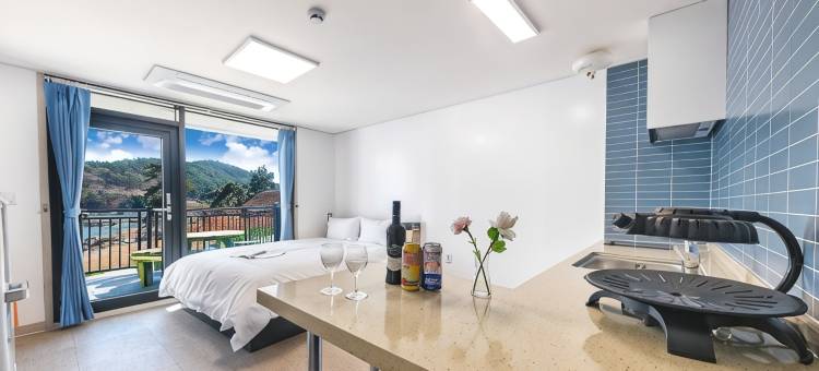 Yeosu Naples House Pension (Spa)图片