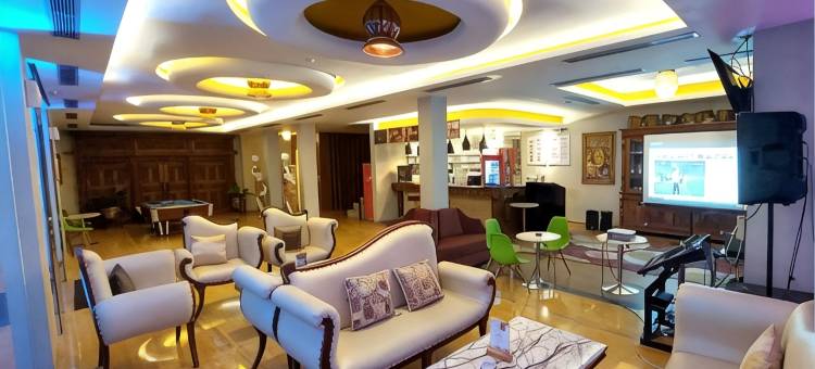 梭罗华美达套房酒店(Ramada Suites by Wyndham Solo)图片