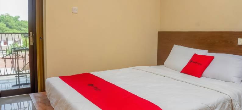 红多兹伊斯兰酒店-近希克博现代市场(RedDoorz Syariah Near Pasar Modern Cikopo)图片