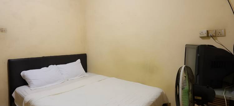 Hotel O Lewi家庭旅馆靠近GBKP Bangun Mulia Km. 11(Hotel O Lewi Family Guest House Near Gbkp Bangun Mulia Km. 11)图片