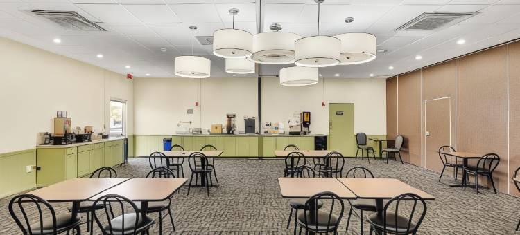 泰特斯维尔肯尼迪太空中心戴斯酒店(Days Inn by Wyndham Titusville Kennedy Space Center)图片
