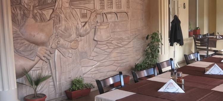 尤拉家庭式酒店(Family Hotel Yola)图片