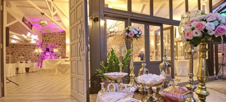 马纳利亚别墅套房酒店(Menalia Villas & Suites KTIMA KOUMPOURI)图片