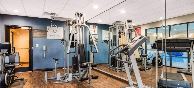 塔斯卡卢萨大学附近舒适全套房酒店(Comfort Suites Tuscaloosa Near University)图片