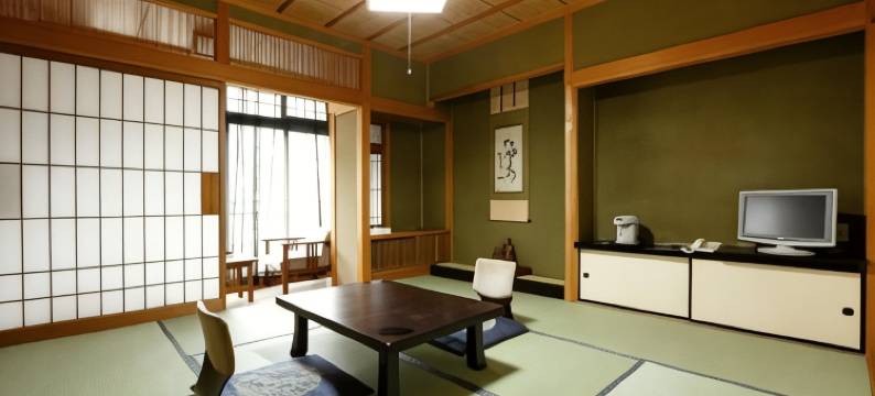 奥飞驒平汤温泉冈田旅馆(Okada Ryokan Warakutei)图片