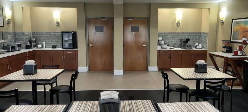 温德姆锡拉镇酒店(Days Inn by Wyndham Cedartown)图片