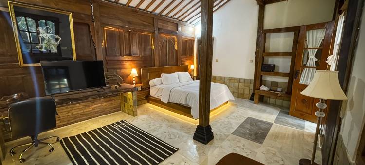 Djoglo Djatimalang Hotel Blitar图片