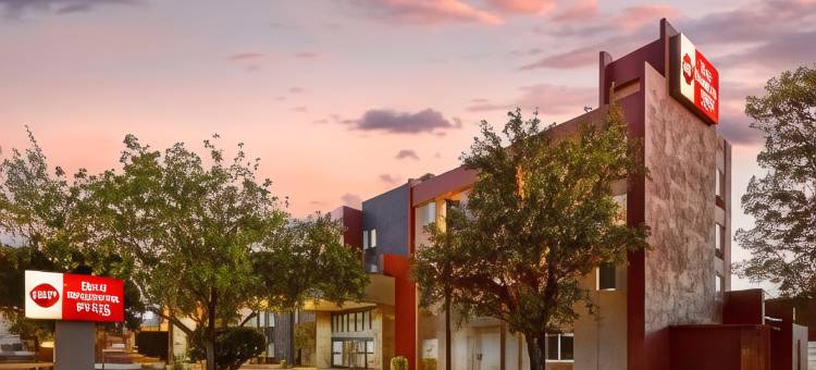 太阳峡谷贝斯特韦斯特优质酒店(Best Western Plus Sun Canyon)图片