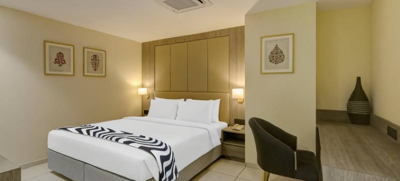 瓦多达拉的Sunday酒店(Sunday Hotel Vadodara)图片