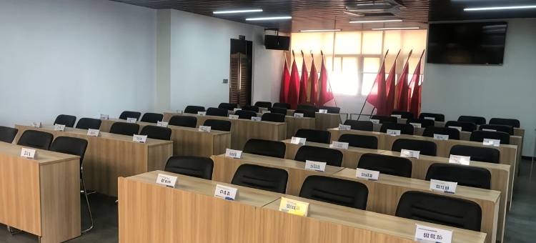 晟寓潮丰酒店(红领巾路店)图片