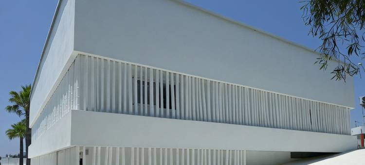 白色俱乐部度假村(So White Club Resort)图片