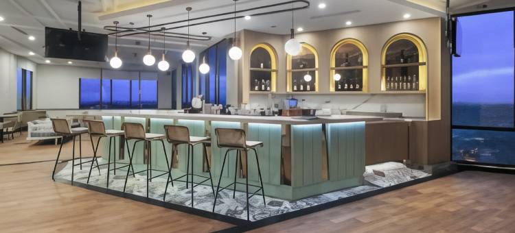 万鸦老卢万萨酒店及会议中心(Luwansa Hotel and Convention Center Manado)图片