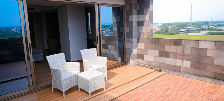 莫佐克托阿约拉日出旅馆(Hotel Ayola Sunrise Mojokerto)图片