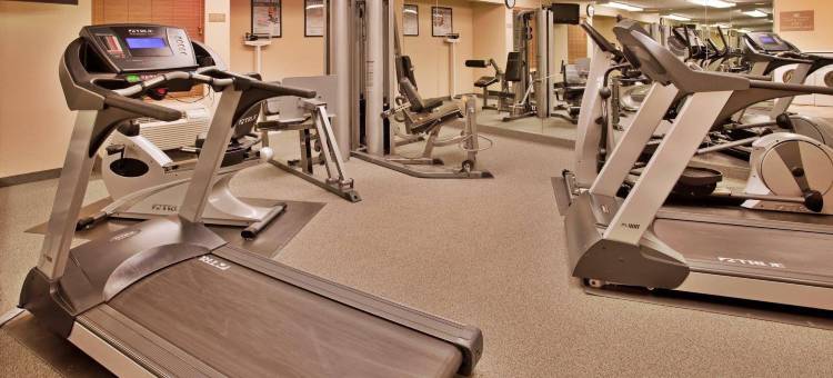 Candlewood Suites 堪萨斯城(Candlewood Suites Kansas City Speedway)图片