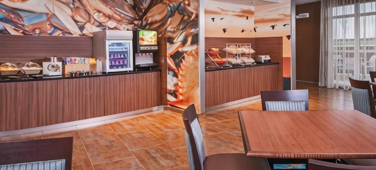 Fairfield Inn & Suites Easton图片