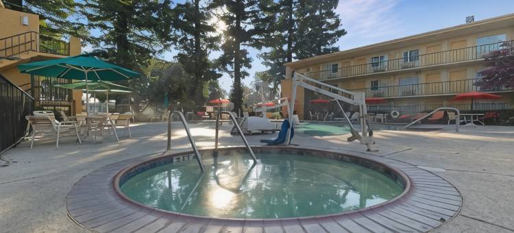 温德姆豪生-萨克拉门托市中心(Howard Johnson by Wyndham Sacramento Downtown)图片