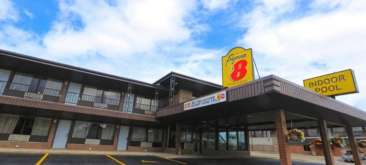 安大略赫斯特温德姆速8酒店(Super 8 by Wyndham Hearst on)图片